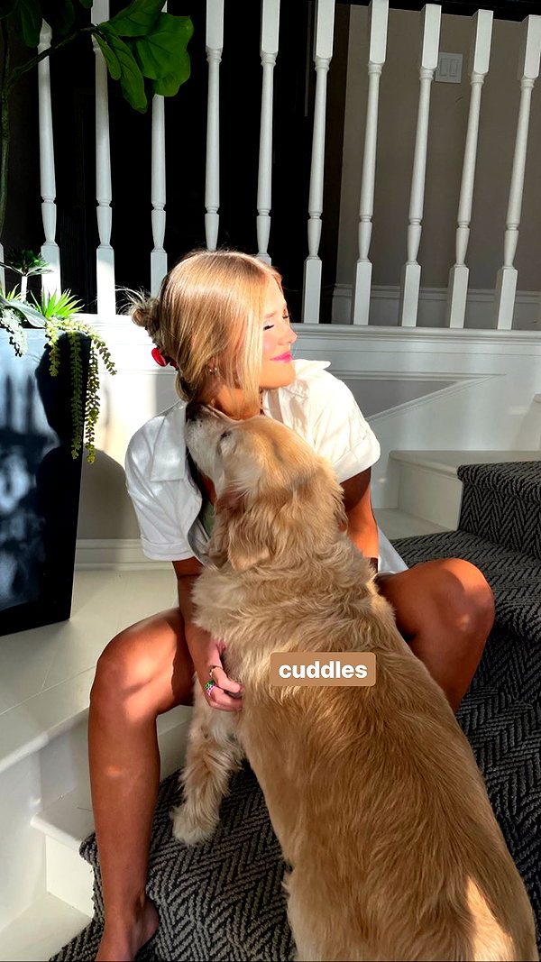 allie_dunn instagram image archive image