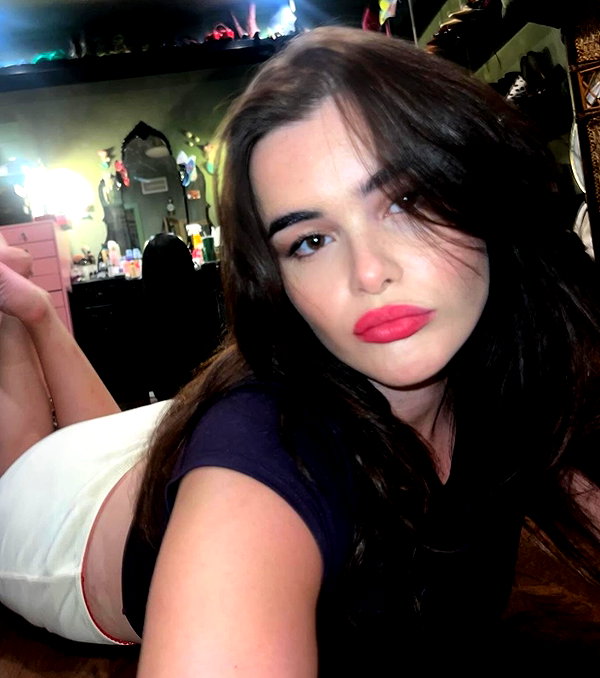 baddiesessence instagram image archive image