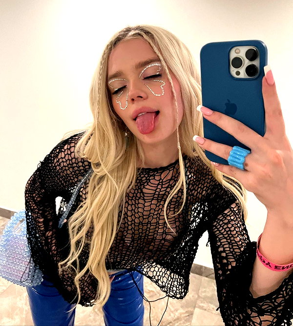 esmireal instagram image archive image