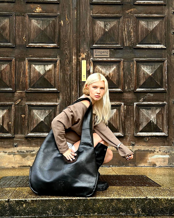 girlcalledluca instagram image archive image