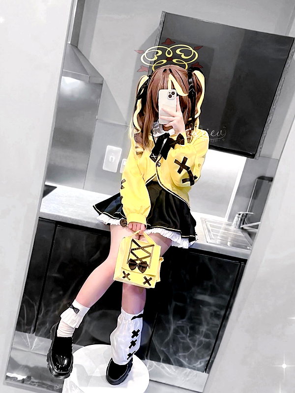 yxriev instagram image archive image