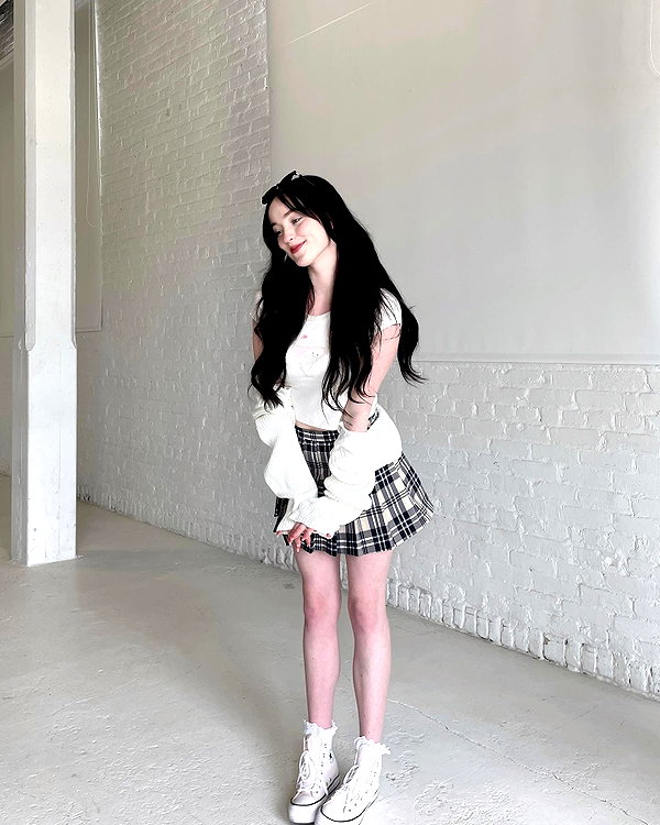 1uvgabi instagram image archive image