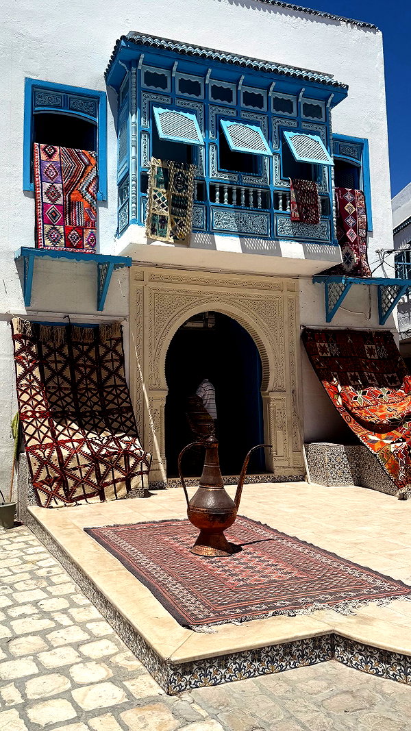 saharakatya instagram image archive image
