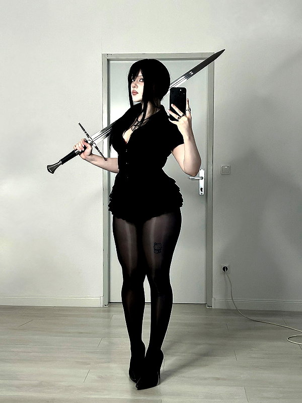 andasrose instagram image archive image
