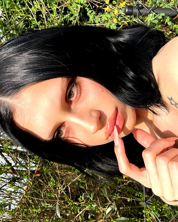 karolinaawasik instagram image archive image