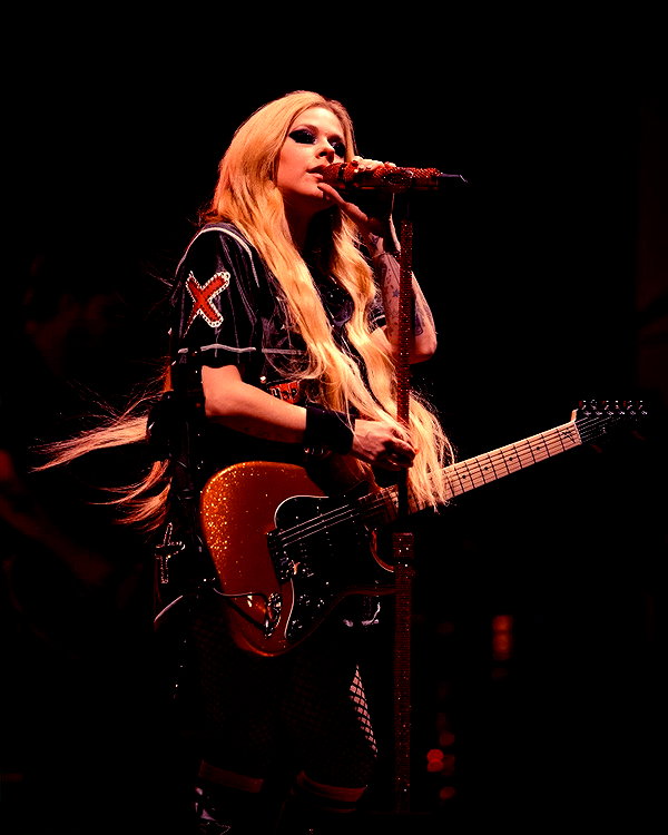 avrillavigne instagram image archive image