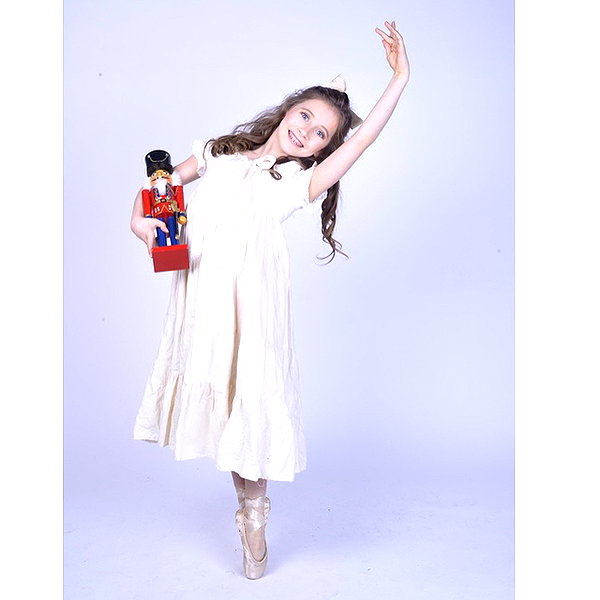 ellianawalmsley instagram image archive image
