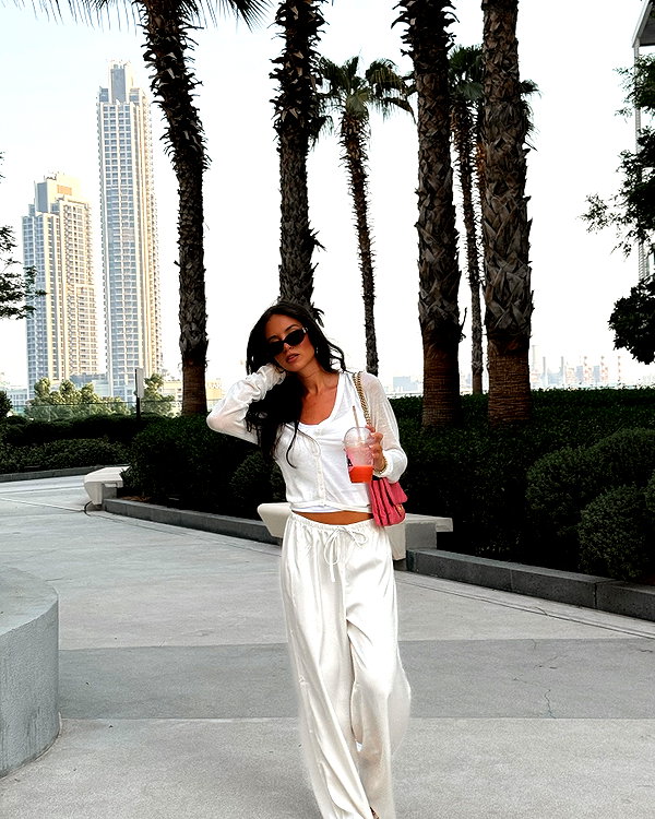 zoeliss instagram image archive image