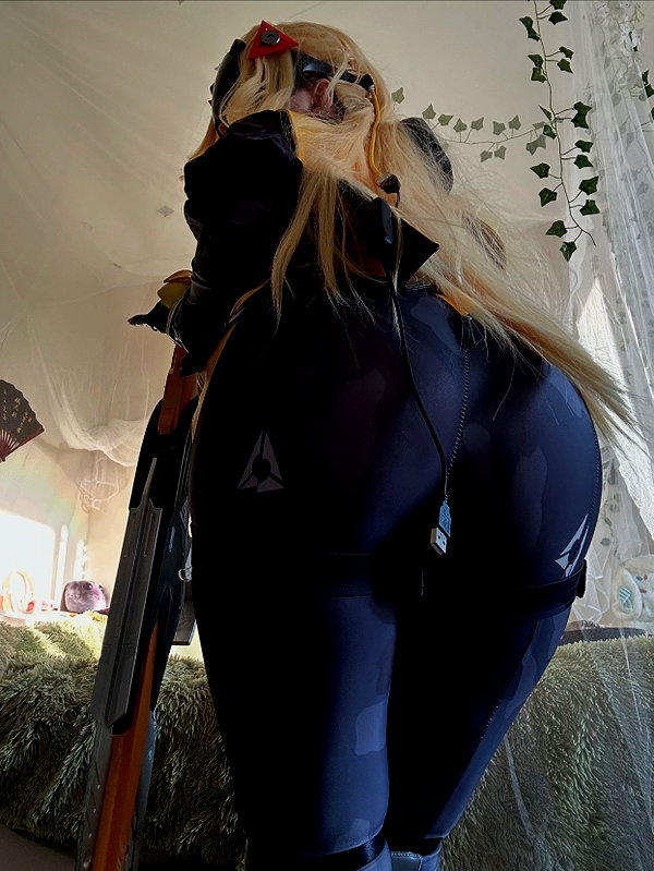 aechka.cosplay instagram image archive image
