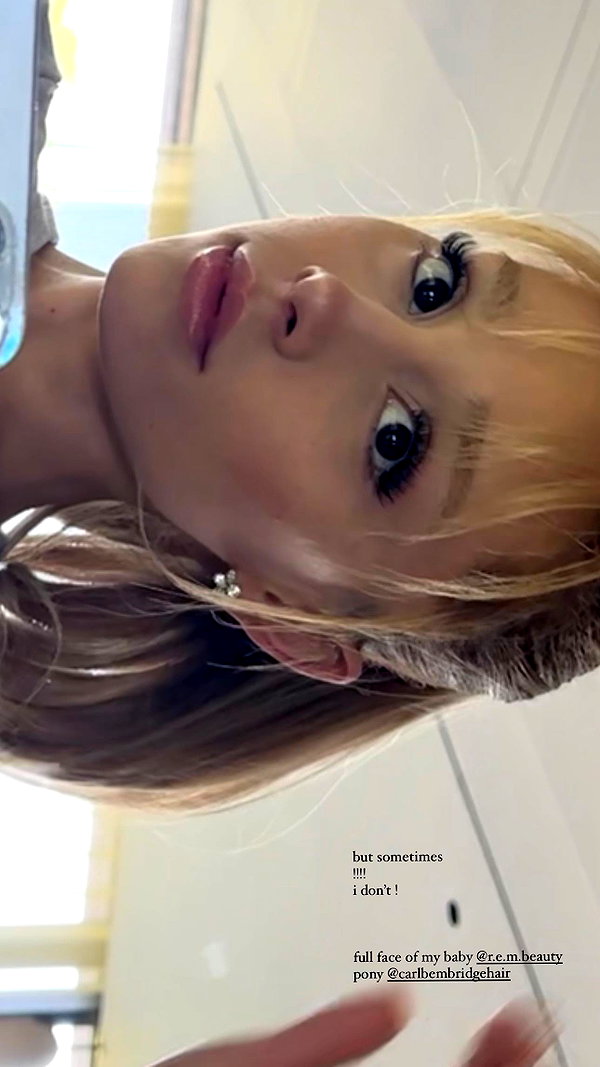 arianagrande instagram image archive image