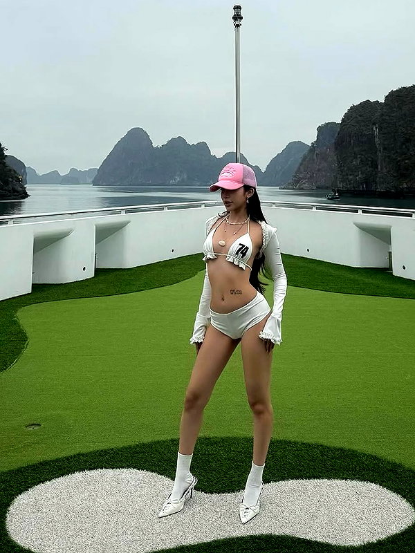 lyhythuedoxinh instagram image archive image