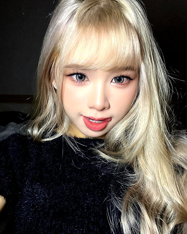 e.shao_417 instagram image archive image