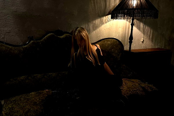 vvelum_ instagram image archive image
