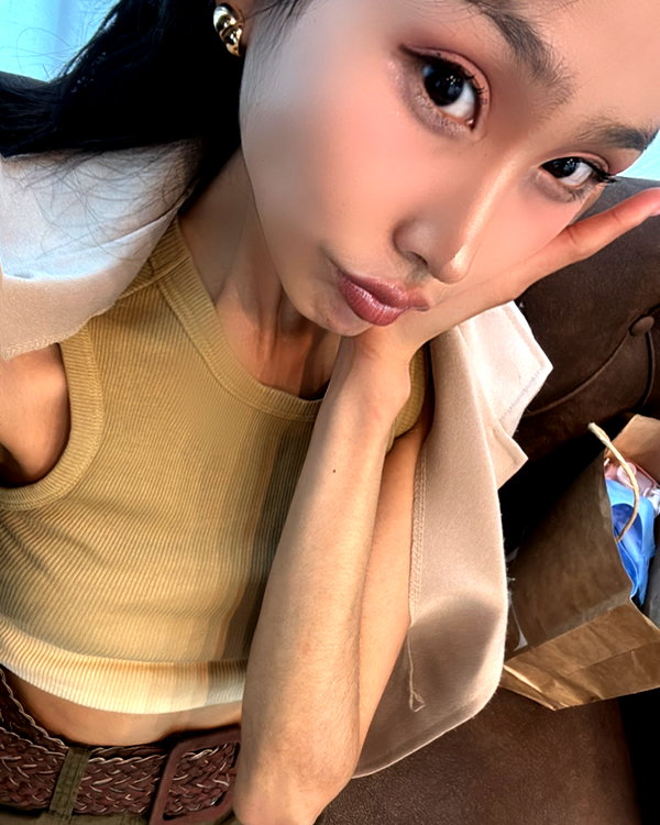 indra0102_ instagram image archive image