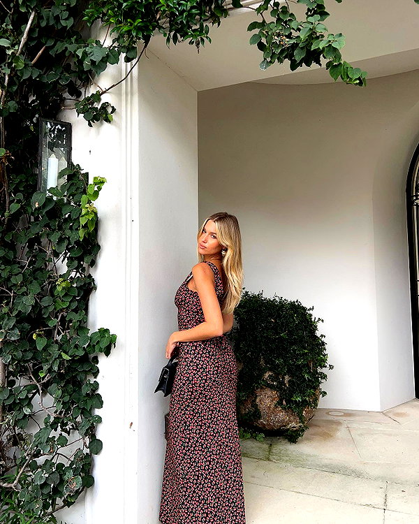 sophiebatzloff instagram image archive image
