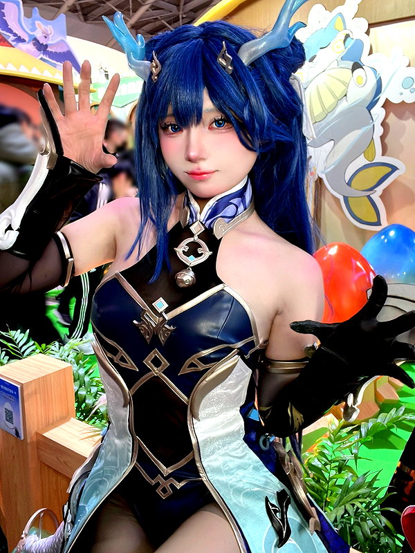 purinn_cos instagram image archive image
