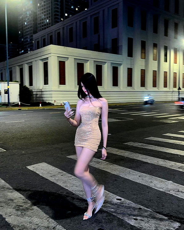 lyhythuedoxinh instagram image archive image