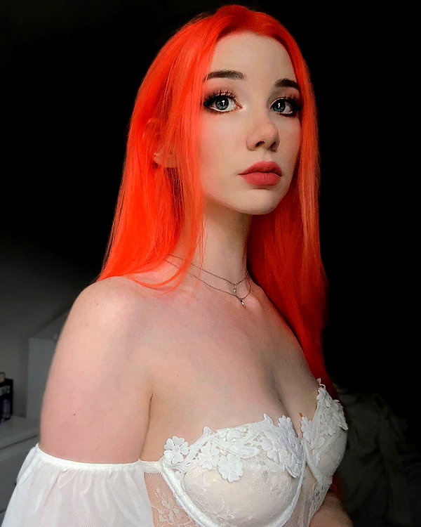 danielle.mercedie instagram image archive image