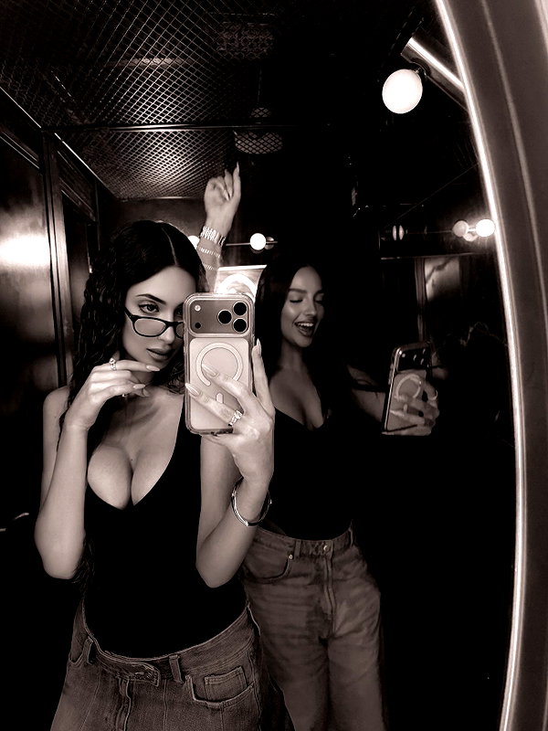 _noa_onn_ instagram image archive image
