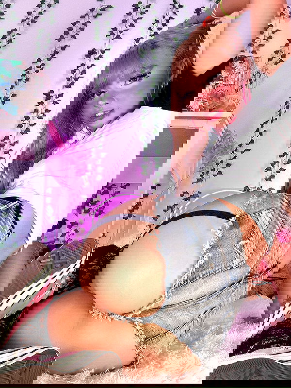 itsmiawaifuu itsmiawaifuu archive image