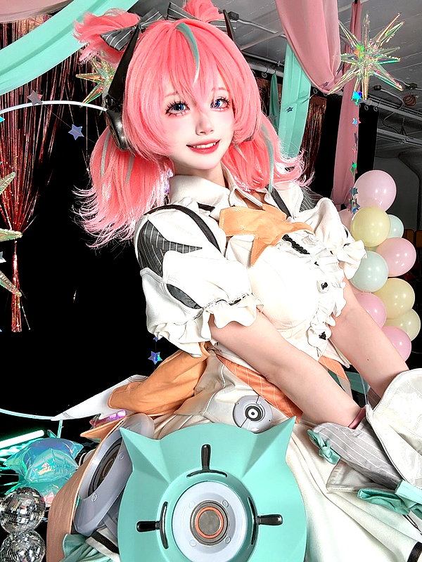 xier_cos instagram image archive image