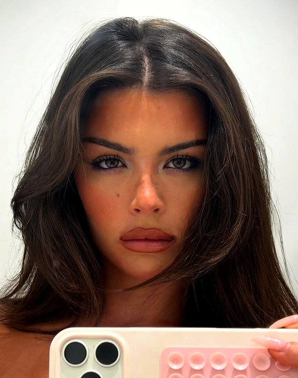 oliviaphillipps instagram image archive image