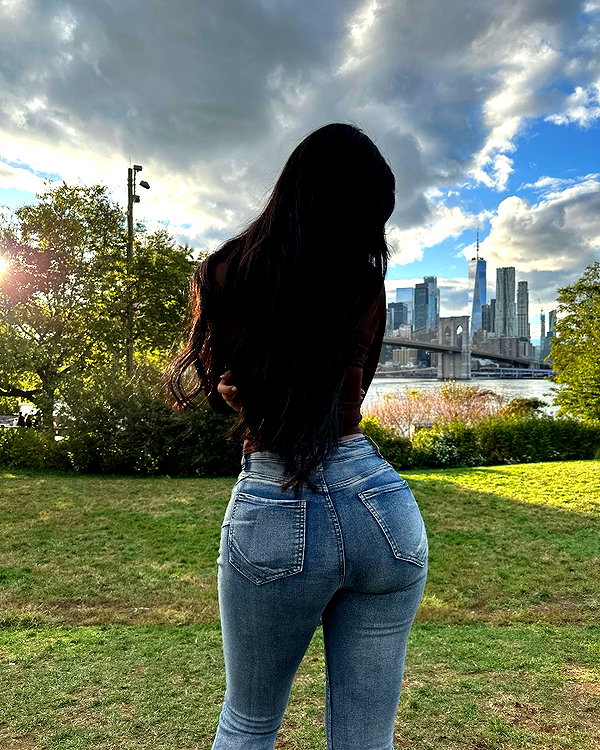 vanessa.rhd instagram image archive image