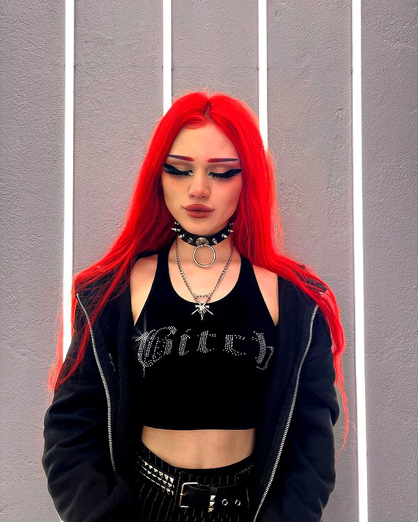 vik4au instagram image archive image