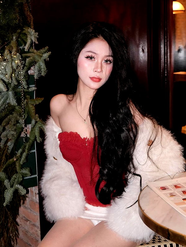 lyhythuedoxinh instagram image archive image