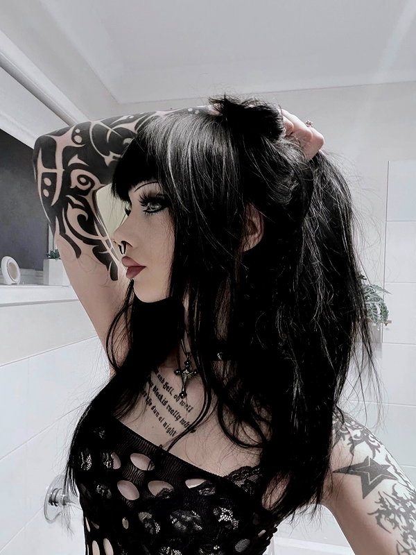 livindeadyaz instagram image archive image