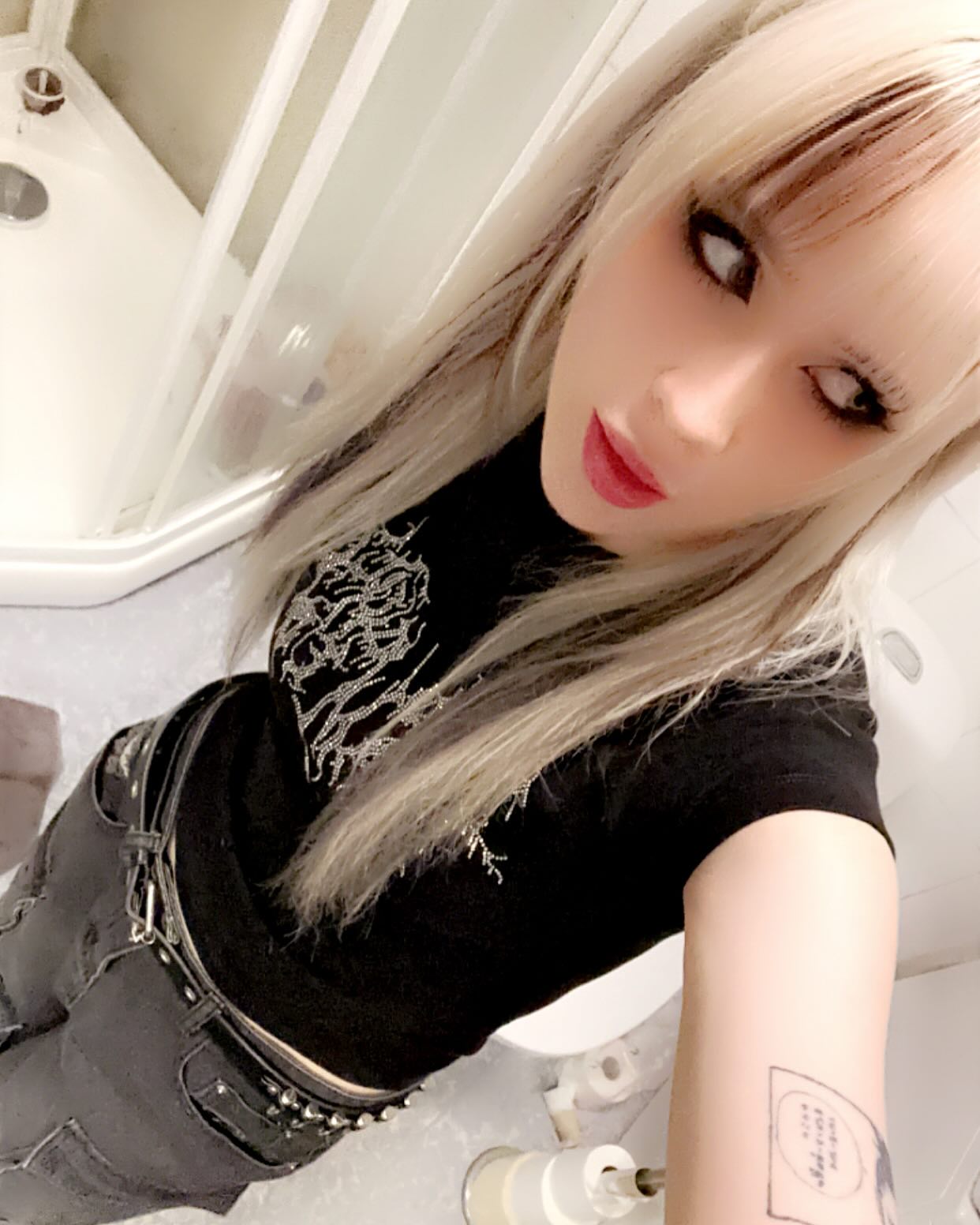 silkton instagram image archive image