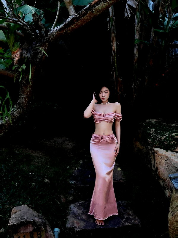 lyhythuedoxinh instagram image archive image