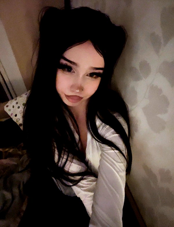 ellerumii instagram image archive image