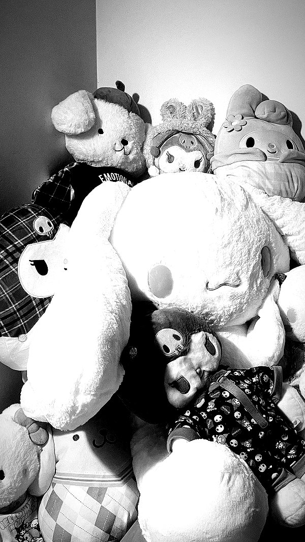 livindeadyaz livindeadyaz archive image