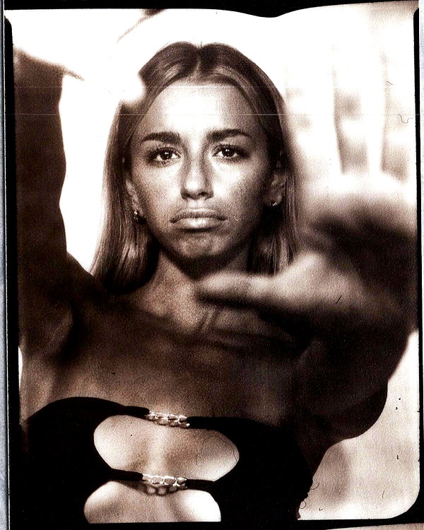 sadieemckennaa instagram image archive image