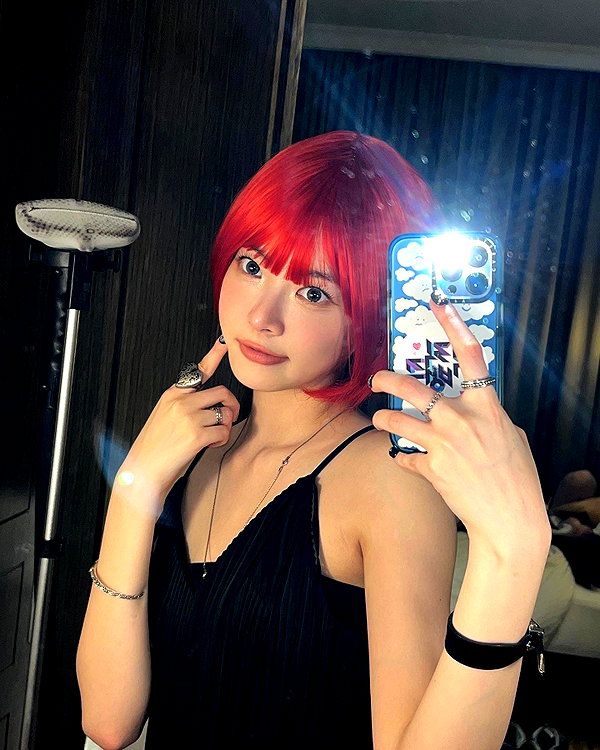hhh.e_c.v instagram image archive image