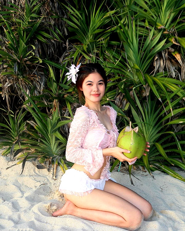 lyhythuedoxinh instagram image archive image