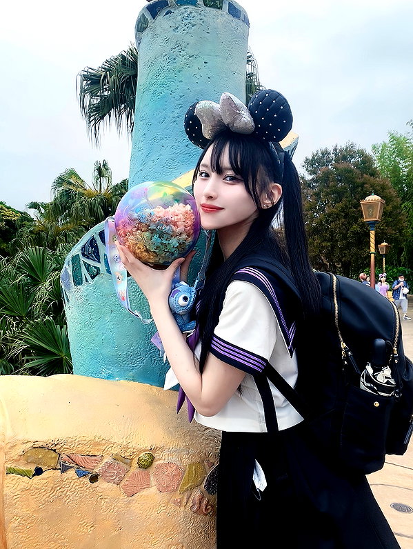 yamikumo_leisa instagram image archive image