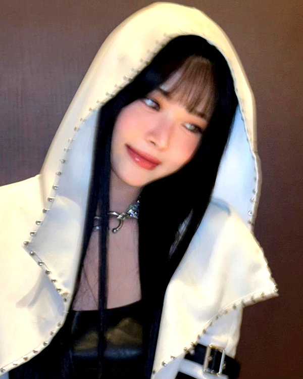 hhh.e_c.v instagram image archive image