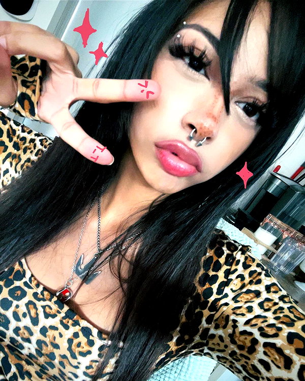 twodollie instagram image archive image