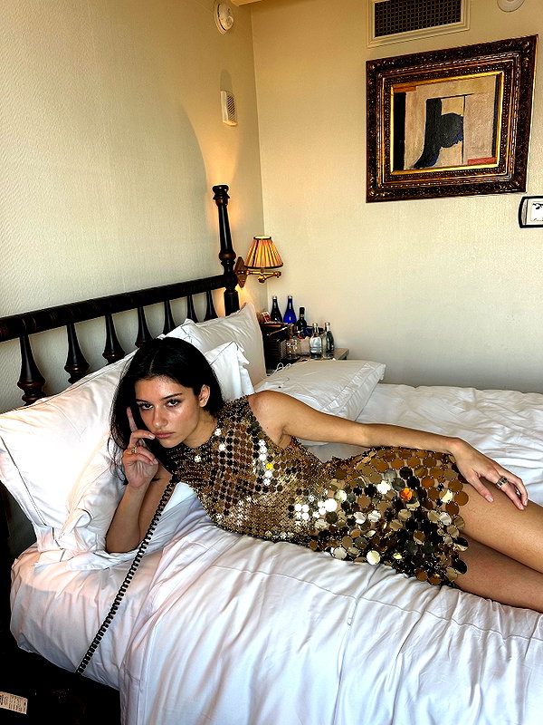reneeebeller instagram image archive image