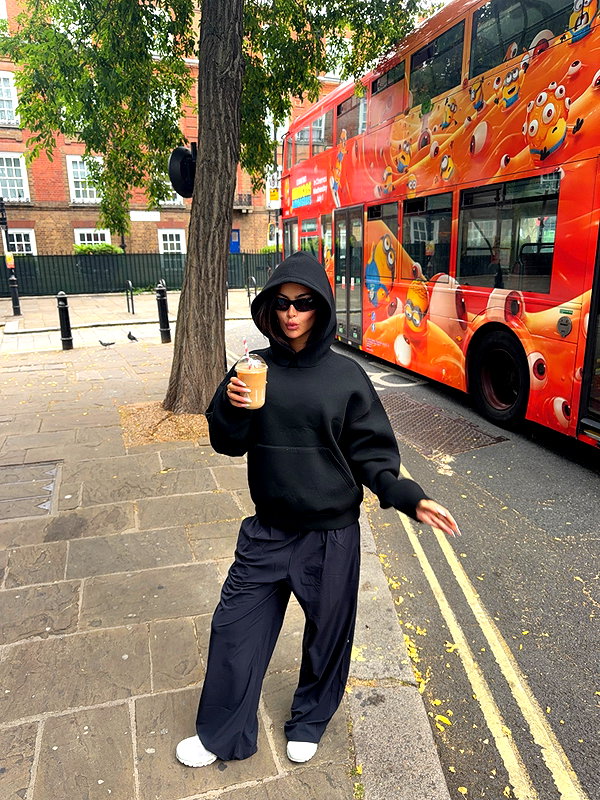 oliviaphillipps instagram image archive image