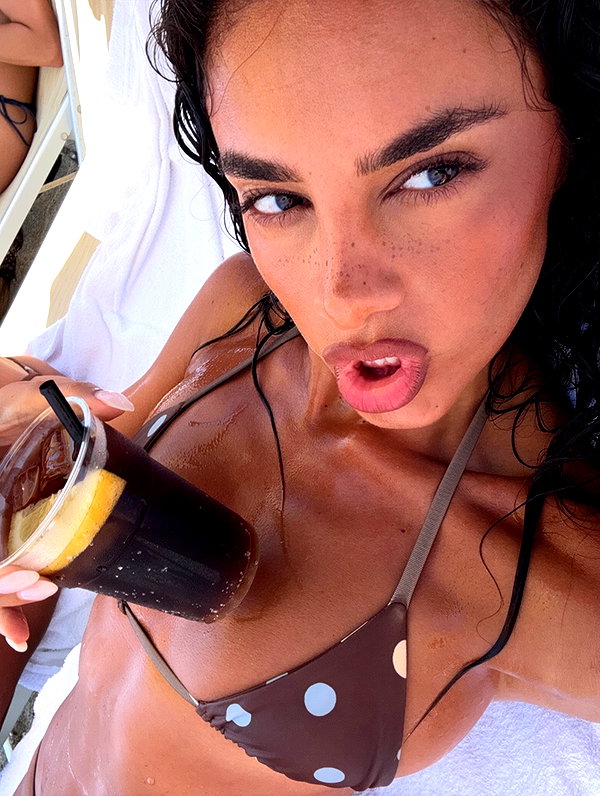 godbless_jess instagram image archive image