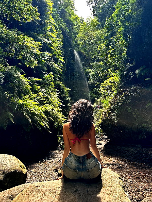 vanessa.rhd instagram image archive image