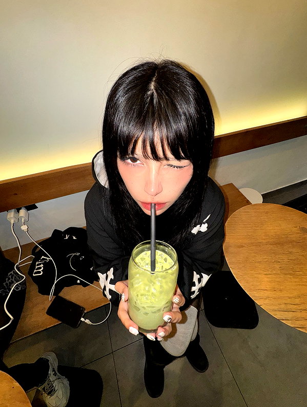 connie.01j instagram image archive image