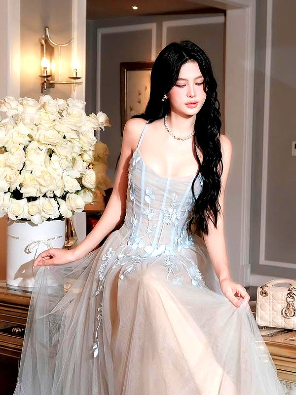 lyhythuedoxinh instagram image archive image