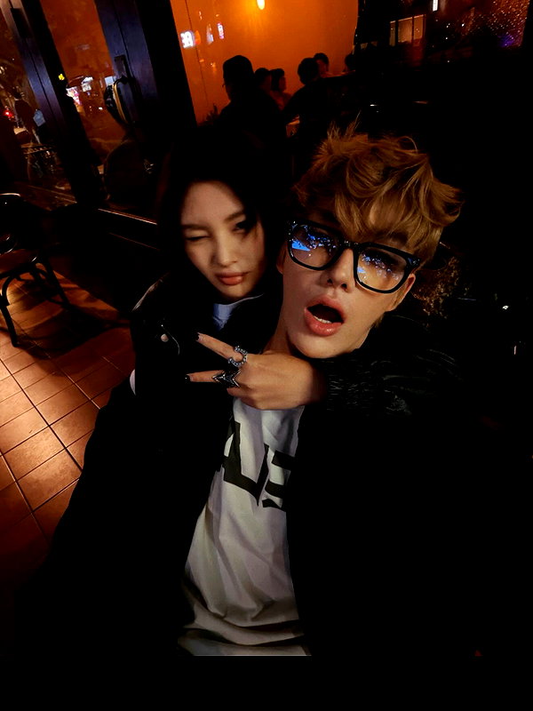 ll.lu1s instagram image archive image