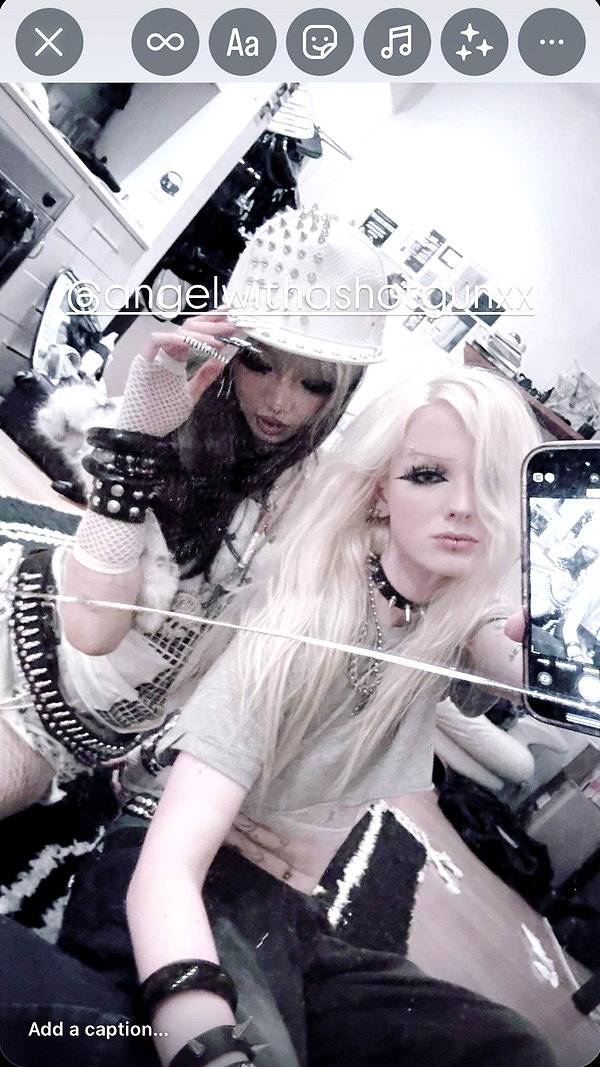 angelwithashotgunxx archive image