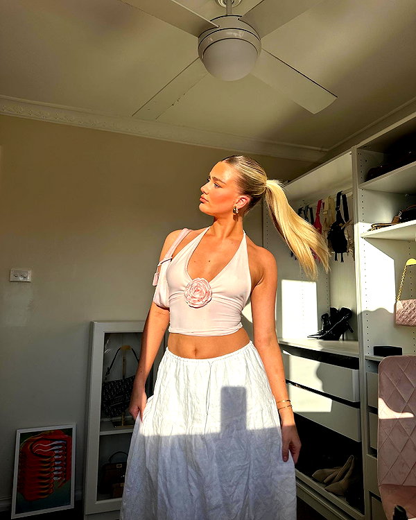 sophadophaa_ instagram image archive image