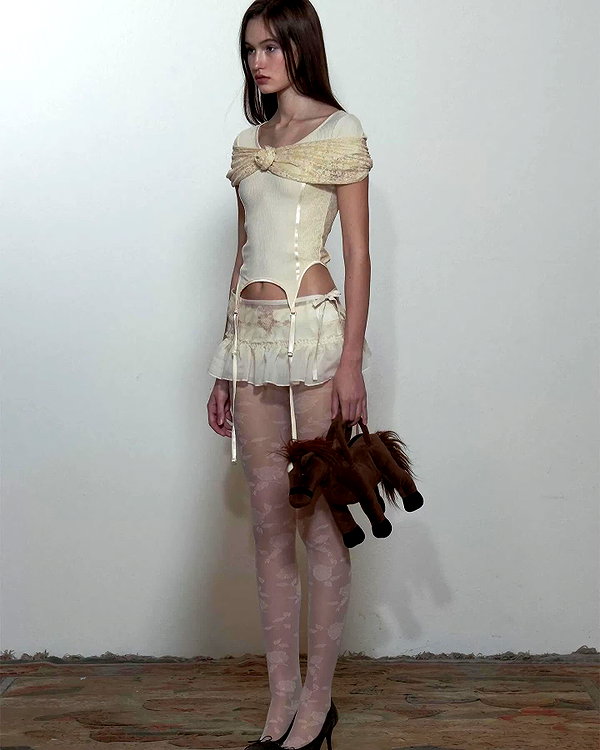 fair_mua instagram image archive image